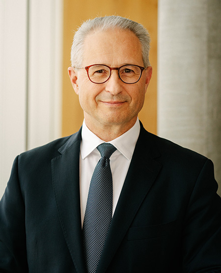 Alfred Stern, Chairman of the Executive Board and Chief Executive Officer (photo)