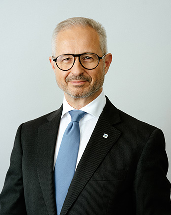 Alfred Stern, Chairman of the Executive Board and Chief Executive Officer (photo)